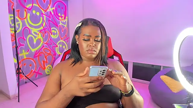 Snapshot of GEANNAROSE chatting on January 23, 2025, 11:48 am GEANNAROSE online show from January 23, 2025, 11:48 am