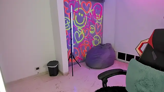 Snapshot of GEANNAROSE chatting on March 9, 2025, 2:07 am GEANNAROSE online show from March 9, 2025, 2:07 am