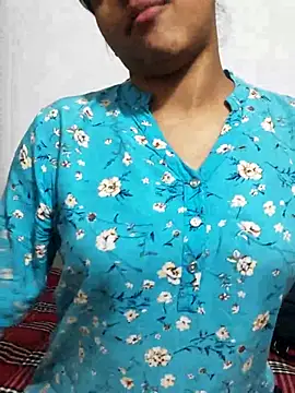 Snapshot of Rosy-Sharma chatting on March 10, 2025, 7:53 am Rosy-Sharma online show from March 10, 2025, 7:53 am