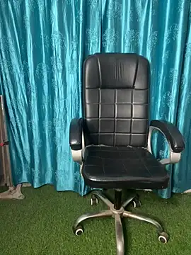 poision51 online show from February 10, 2025, 4:47 pm