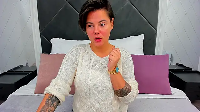 Lady AliBi online show from November 12, 2025, 6:08 pm