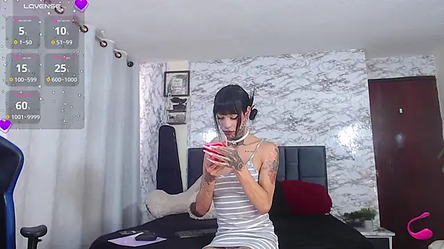 Snapshot of anne_parker chatting on January 13, 2025, 2:53 pm anne parker online show from January 13, 2025, 2:53 pm