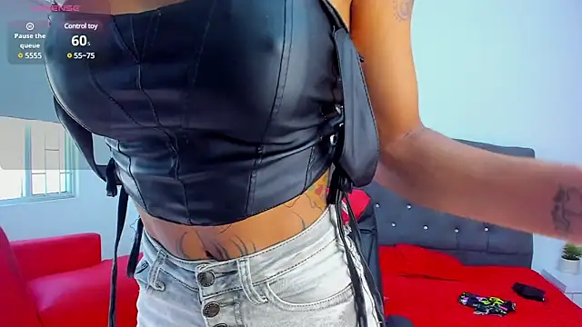 Snapshot of anne_parker chatting on February 1, 2025, 2:02 pm anne parker online show from February 1, 2025, 2:02 pm