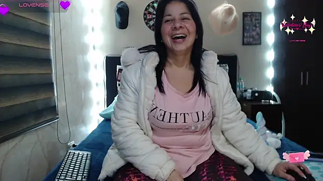 Rachell 111 online show from February 14, 2025, 11:53 pm