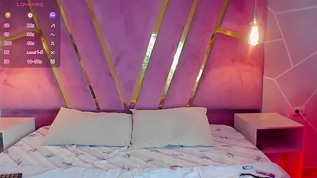 Nina Harper online show from December 13, 2024, 12:39 pm