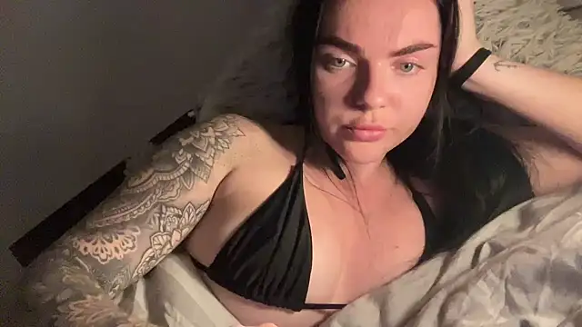 yorkshiregal online show from December 13, 2024, 7:32 pm