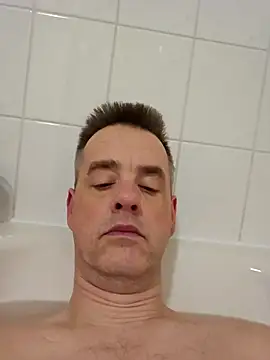 Hectorthyssen1 online show from February 8, 2025, 7:27 pm