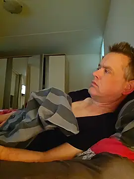 Snapshot of Hectorthyssen1 chatting on April 27, 2026, 7:50 am Hectorthyssen1 online show from April 27, 2026, 7:50 am