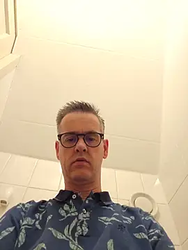 Snapshot of Hectorthyssen1 chatting on May 31, 2026, 8:32 pm Hectorthyssen1 online show from May 31, 2026, 8:32 pm