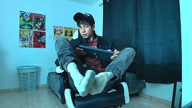 Zacktk7 online show from February 13, 2025, 8:03 pm