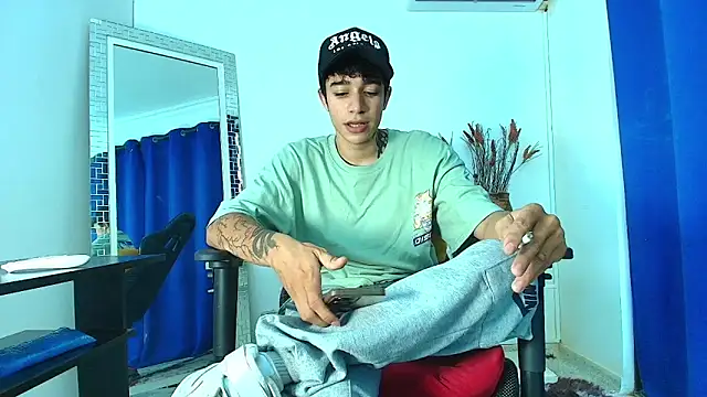 Zacktk7 online show from February 14, 2025, 7:54 pm