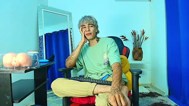 Zacktk7 online show from February 28, 2025, 11:12 pm