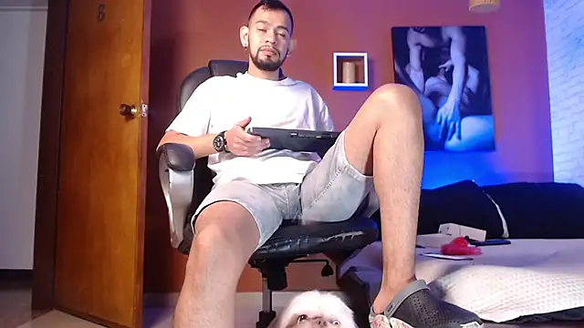 Bedobigcock online show from December 2, 2024, 4:31 pm