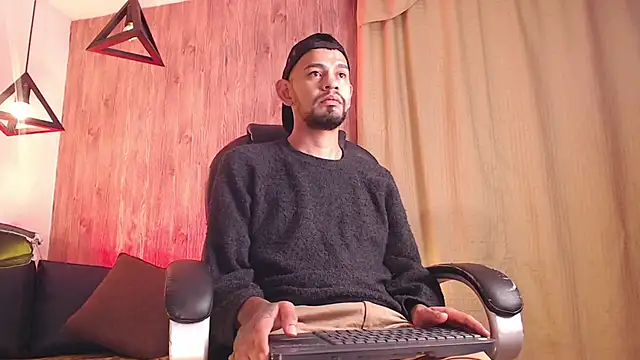 Bedobigcock online show from February 13, 2025, 2:01 am