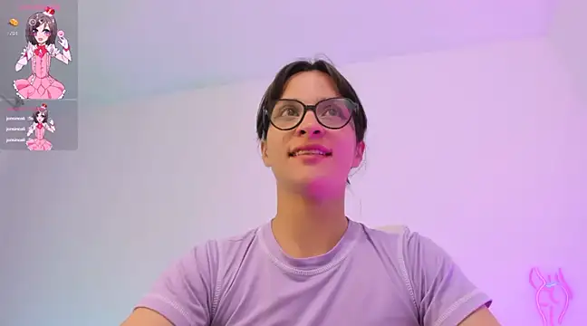 Snapshot of mariaan_m_ chatting on December 7, 2024, 1:03 am mariaan m online show from December 7, 2024, 1:03 am