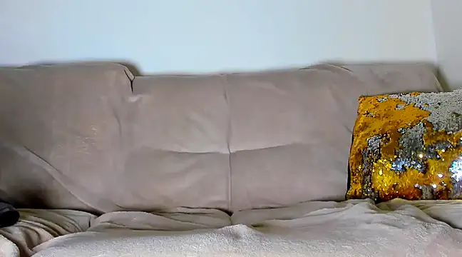 MentoXXL online show from December 30, 2024, 5:13 pm