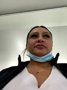 Keittly  online show from September 14, 2025, 1:54 pm