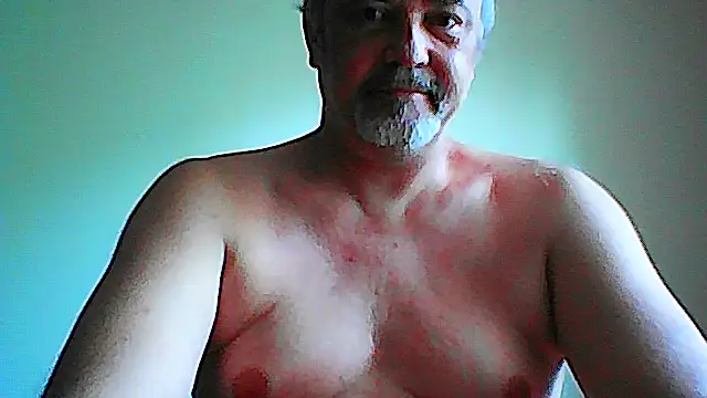 Snapshot of GayPourToi chatting on October 21, 2025, 9:10 am GayPourToi online show from October 21, 2025, 9:10 am