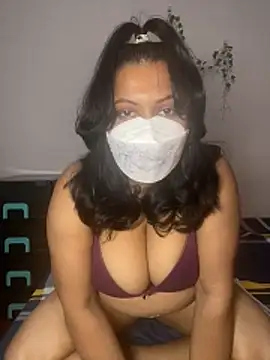 Riyaki-sama online show from December 1, 2025, 6:24 pm