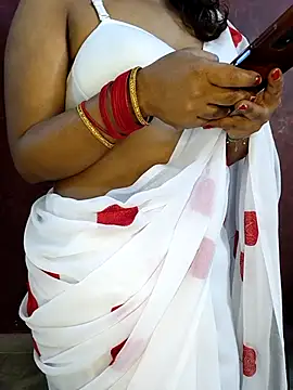 deslisexpriya online show from March 9, 2025, 5:33 am