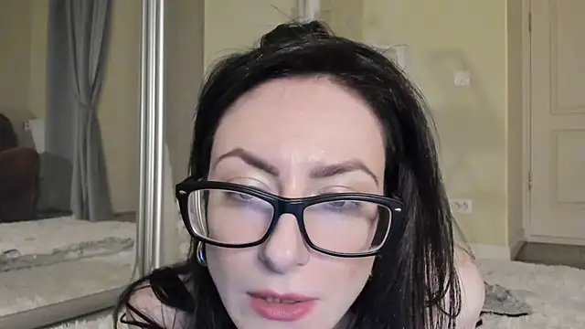 Baby Jewel online show from December 21, 2024, 5:29 pm