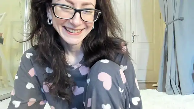 Baby Jewel online show from January 8, 2025, 11:10 am