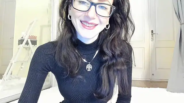 Baby Jewel online show from February 14, 2025, 11:10 am