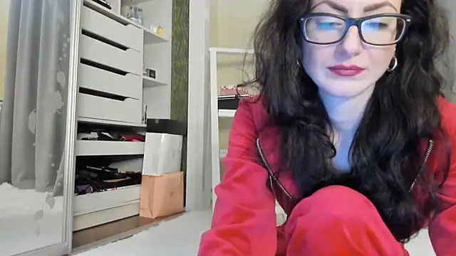 Baby Jewel online show from October 7, 2025, 11:18 am