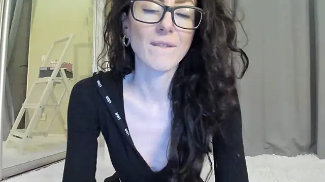 Baby Jewel online show from October 12, 2025, 10:14 am