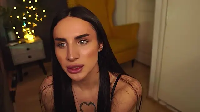 Kim Oberlin  online show from December 22, 2024, 4:48 pm