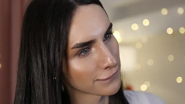 Kim Oberlin  online show from December 27, 2024, 2:43 pm