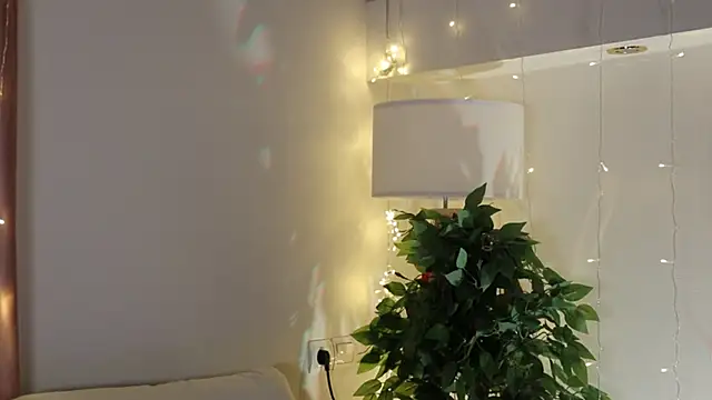 Kim Oberlin  online show from January 30, 2025, 12:37 pm