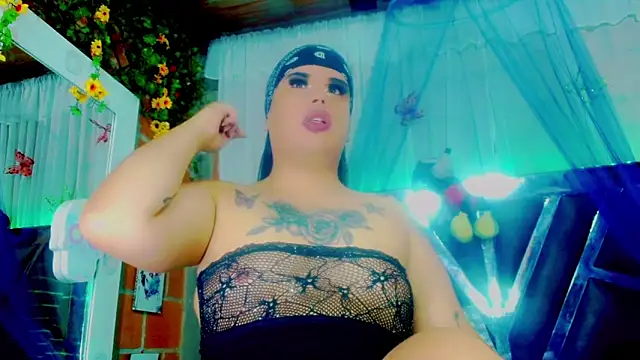 nauthyvalentina online show from June 9, 2026, 3:12 pm