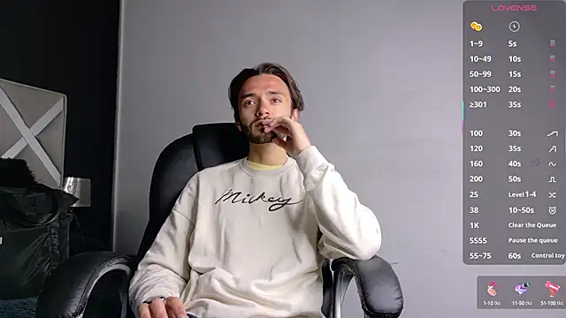 jakemagnus online show from September 23, 2025, 11:35 am