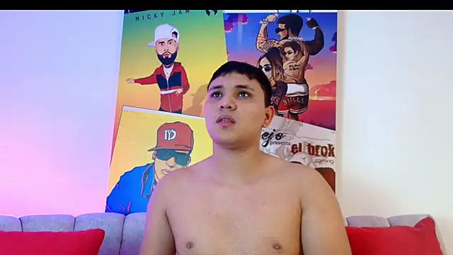 couple lovelyds online show from February 25, 2026, 8:40 pm