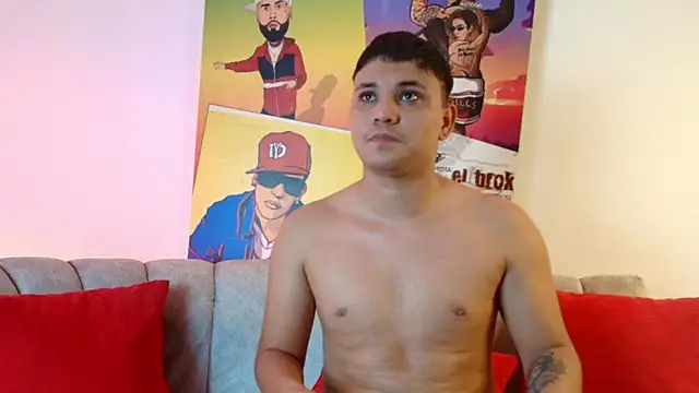 couple lovelyds online show from March 4, 2026, 8:48 pm