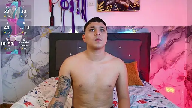 couple lovelyds online show from March 26, 2026, 9:20 pm