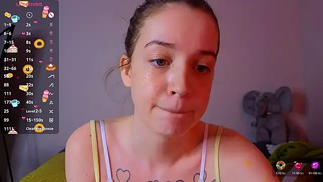 Snapshot of Sweet_Evva chatting on May 2, 2026, 4:45 pm Sweet Evva online show from May 2, 2026, 4:45 pm