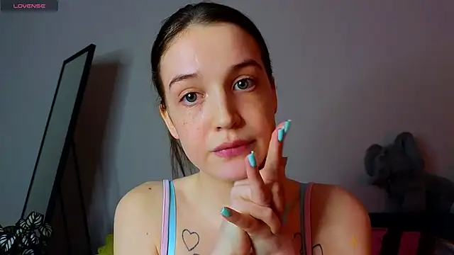 Snapshot of Sweet_Evva chatting on May 16, 2026, 3:55 pm Sweet Evva online show from May 16, 2026, 3:55 pm