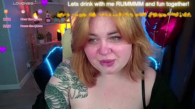 Snapshot of ZaraReignn chatting on February 14, 2025, 3:22 am ZaraReignn online show from February 14, 2025, 3:22 am