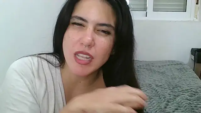 AbyCarson online show from December 24, 2024, 3:26 pm