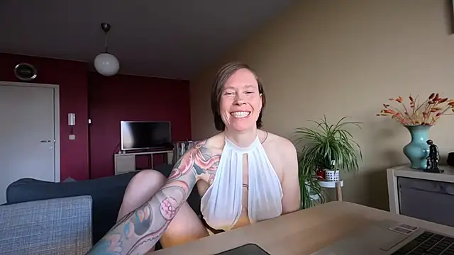 SexyExclusiveflower online show from March 30, 2026, 7:09 am