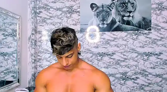 Owen Muzcle online show from January 10, 2025, 1:42 am