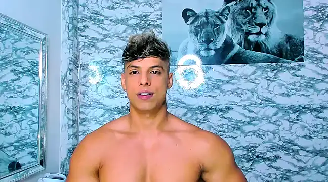 Owen Muzcle online show from January 10, 2025, 11:11 am