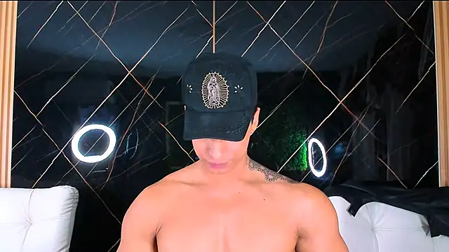 Owen Muzcle online show from January 9, 2026, 7:15 pm