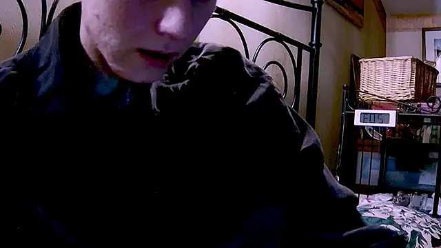 KatiKate online show from January 20, 2025, 10:59 pm