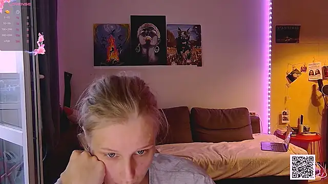 KatiKate online show from September 14, 2025, 3:44 pm