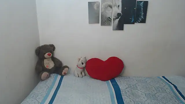 Snapshot of Pocahontas_Princess_ chatting on March 24, 2026, 5:29 pm Pocahontas Princess online show from March 24, 2026, 5:29 pm