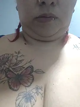 selena castillo online show from November 2, 2025, 1:35 pm