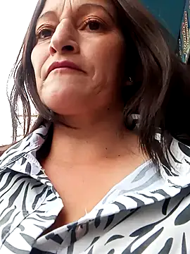 celeste-30  online show from February 5, 2025, 2:37 pm